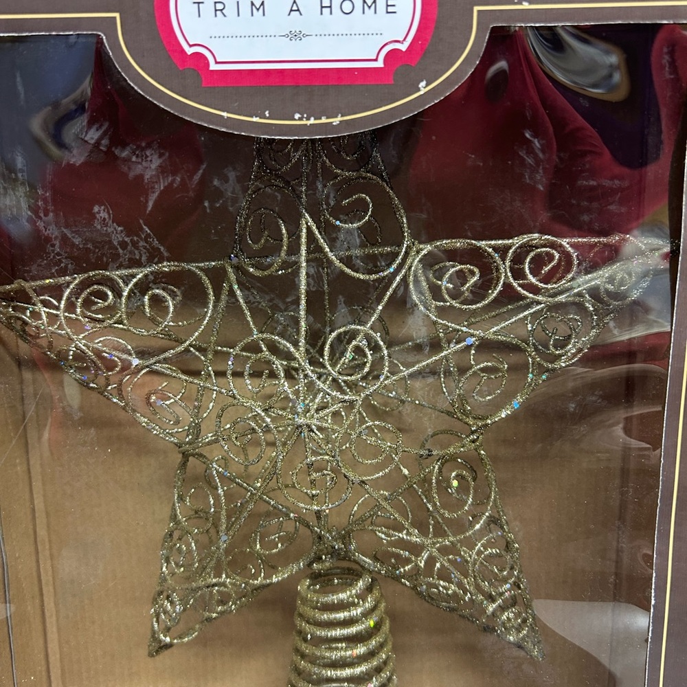 Trim a Home 3D Metal Star Topper - Picture 8 of 10